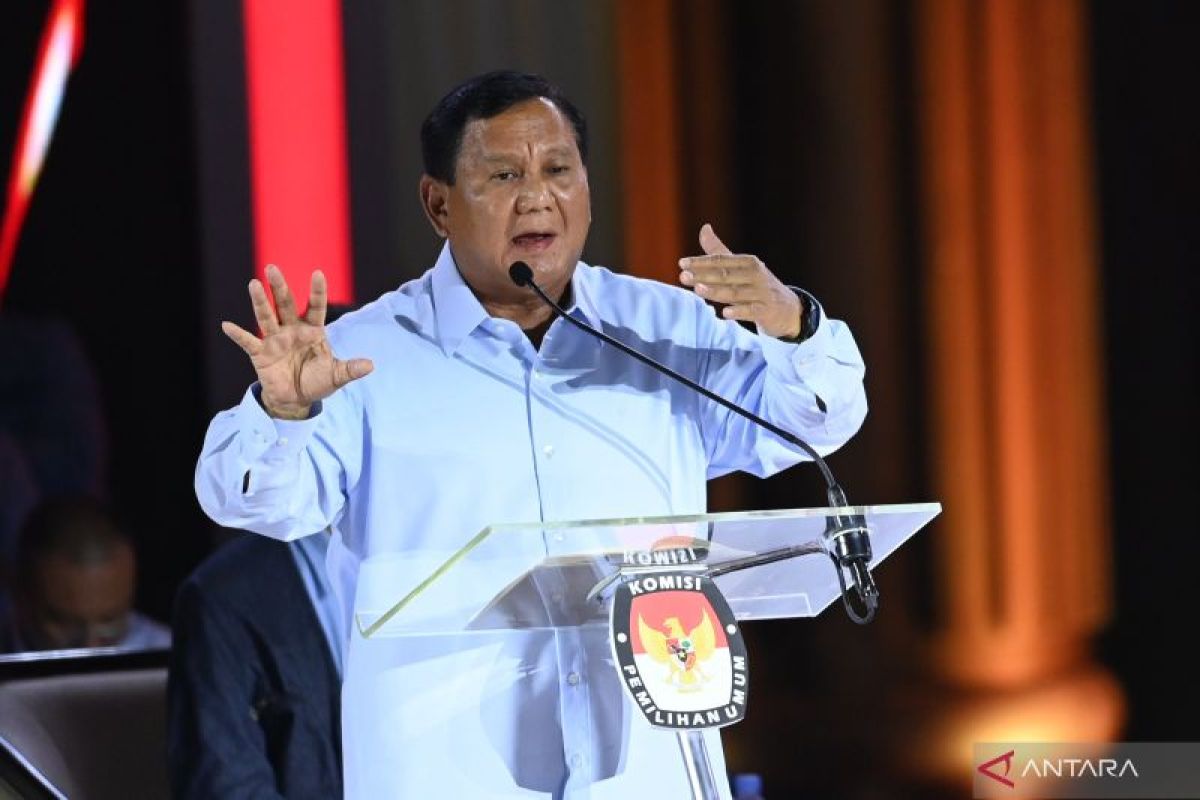 Soal utang luar negeri, Prabowo: "Pak Anies perlu belajar ekonomi lagi"