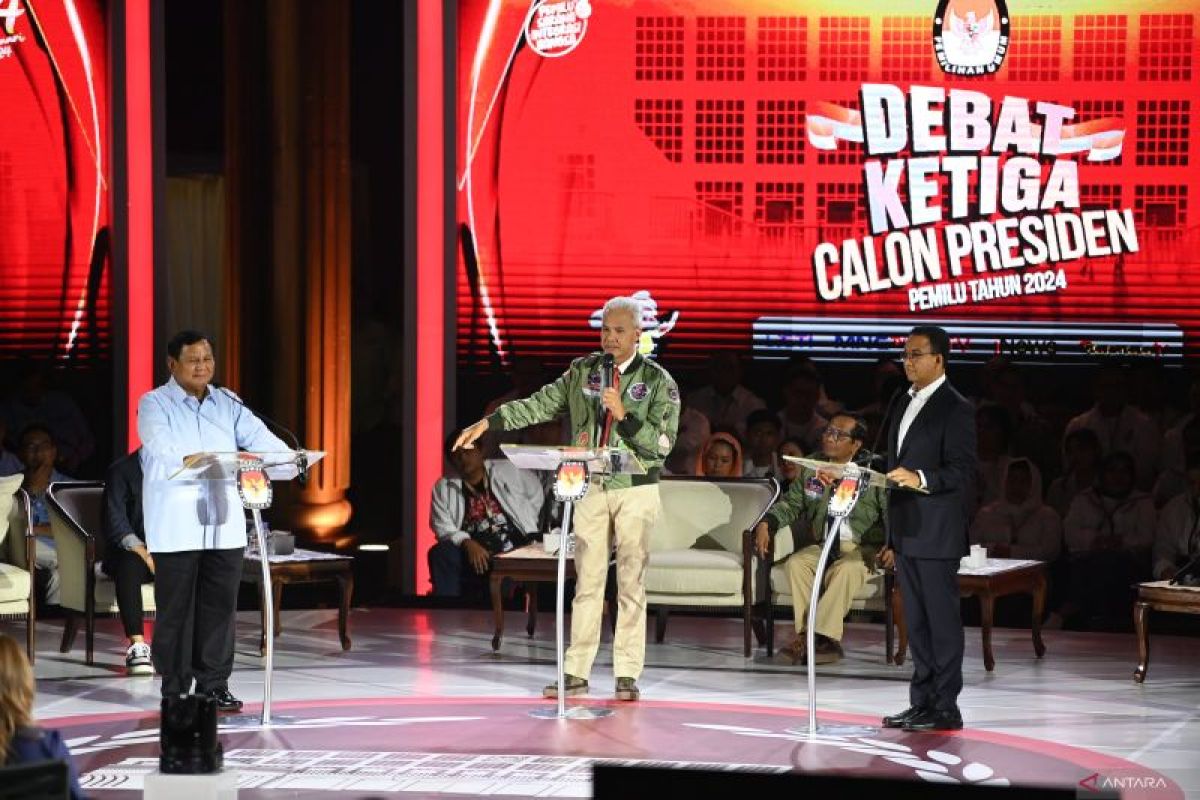 Pesan dari fesyen para Capres dalam debat ketiga