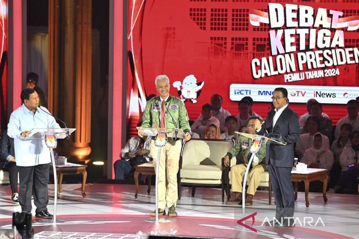 Kemarin, serba-serbi perhelatan Debat Ketiga Capres Pemilu 2024