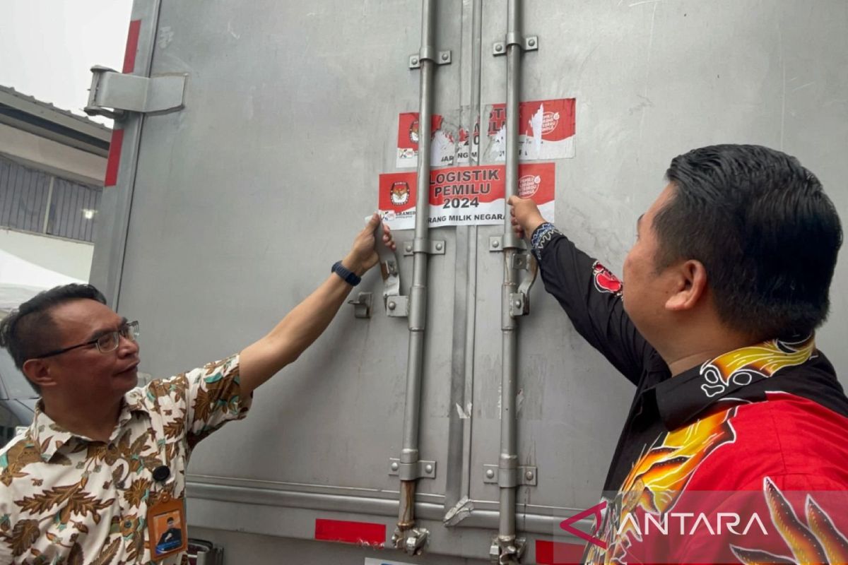 KPU Jakarta Timur terima 1.000 surat suara untuk pemilihan ulang