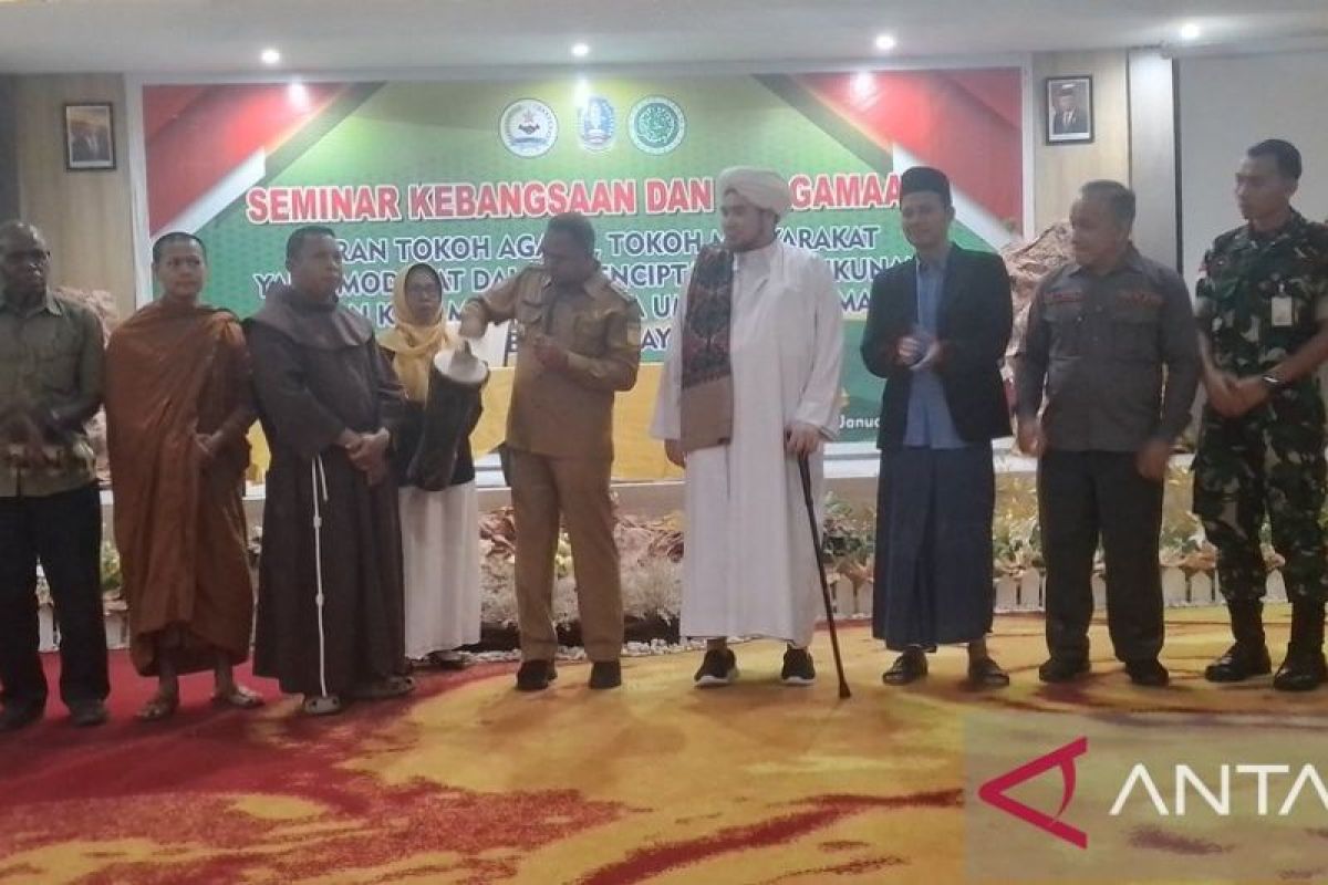 Pj Bupati Jayapura harap pemeluk agama ciptakan keharmonisan