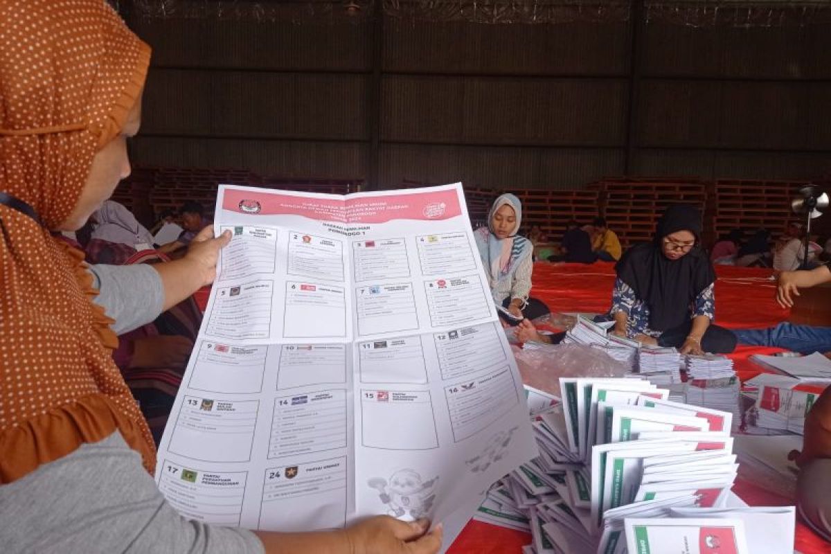 KPU Ponorogo temukan 756 surat suara DPRD rusak