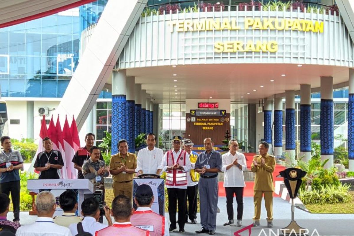 Diresmikan Presiden Jokowi, Terminal Pakupatan Serang berkonsep modern