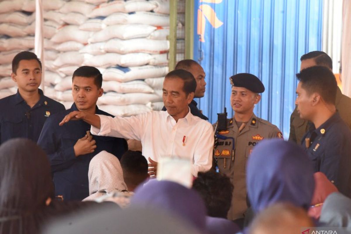 Jokowi: Substansi visi capres-cawapres di debat tidak kelihatan