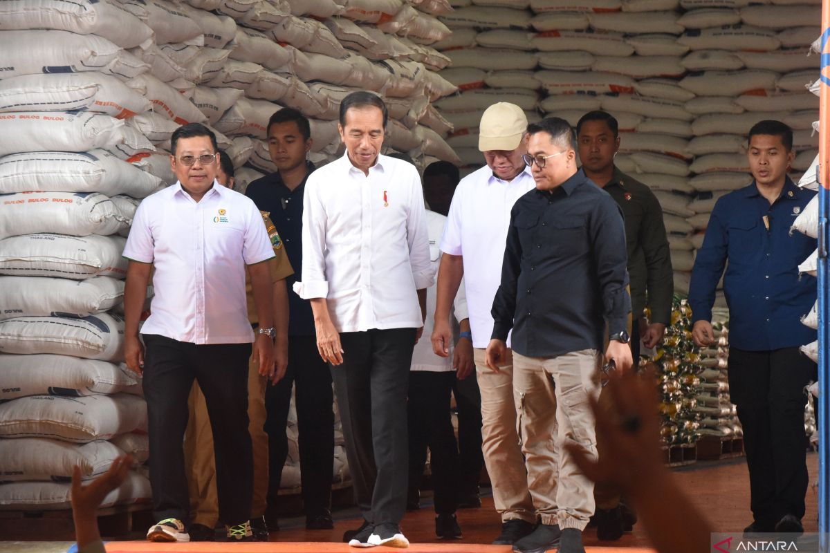 Jokowi: Di debat capres, substansi visi capres-cawapres tak tampak