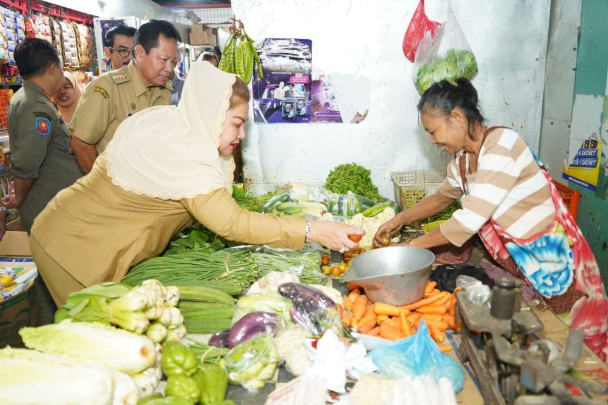 Harga sayuran di Pasar Kapling Sendangguwoturun