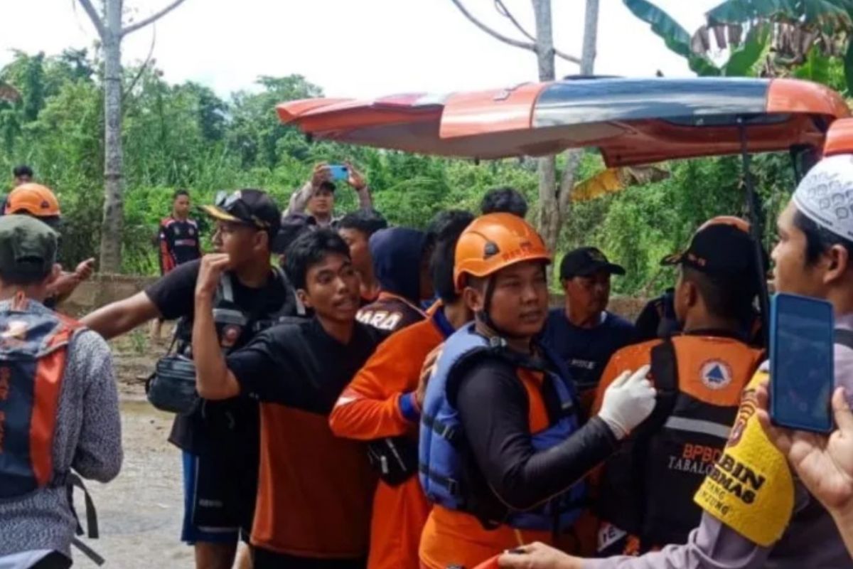 Tim gabungan evakuasi jasad pelajar SMP yang tenggelam di Tabalong