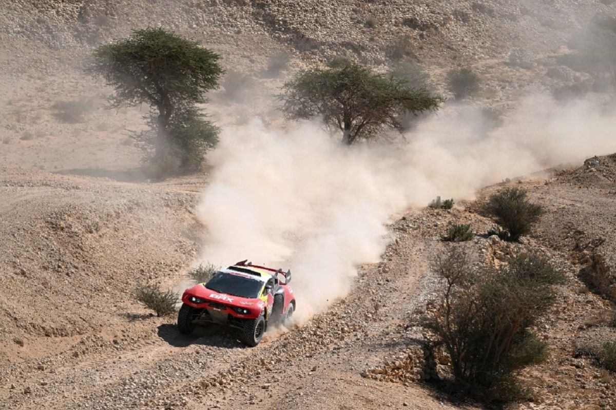 Pembalap Prancis  rebut etape empat Dakar 2024
