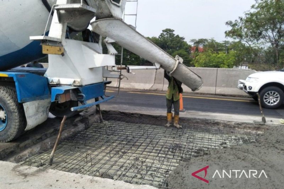 Jasamarga perbaiki akses keluar Simpang Susun Karawang