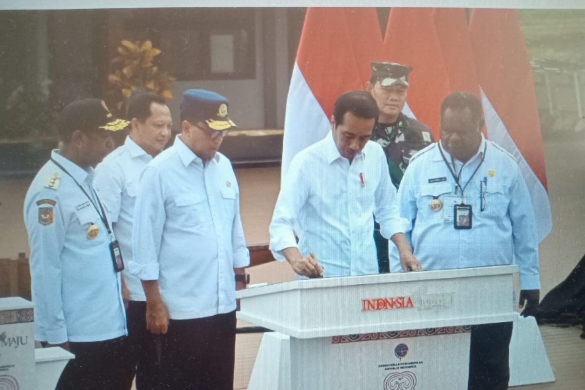 Mewujudkan Indonesia Sentris untuk kesejahteraan seluruh rakyat