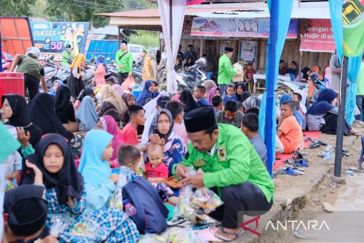 Harlah ke 51, PPP santuni anak yatim di Kota Padangsidimpuan