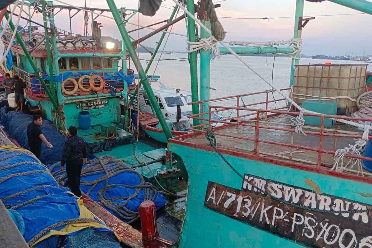 Kementerian Kelautan dan Perikanan tangkap kapal penangkap ikan ilegal di Samudera Hindia