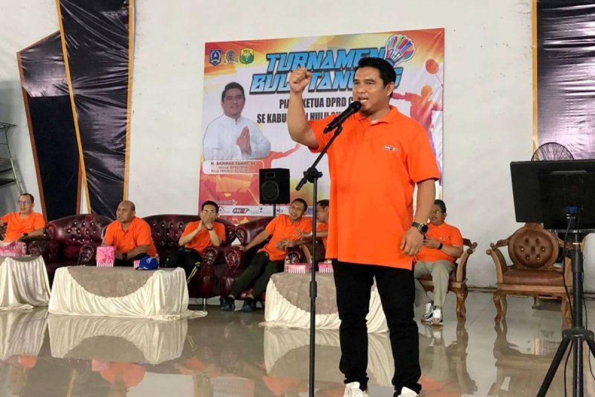 HAF buka Turnamen Bulutangkis Piala Ketua DPRD Cup II se-Kabupaten HSS