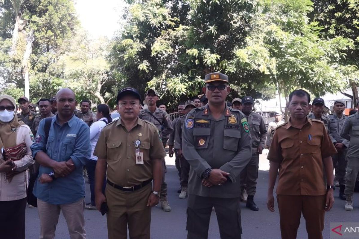 Jaga aset daerah, Pemprov Maluku tertibkan ruko pasar Mardika Ambon