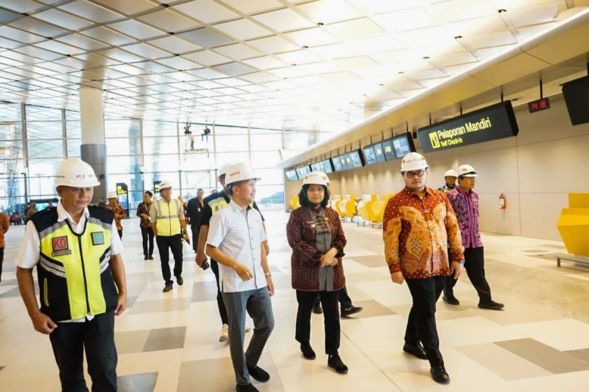 Pemkot Kediri lakukan pengerasan jalan sambut operasional bandara