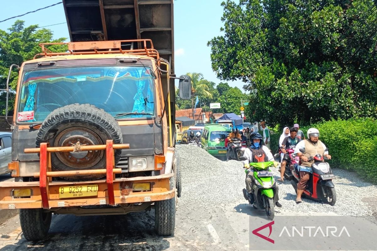 Sehari terjadi dua kecelakaan truk di Kabupaten Bogor