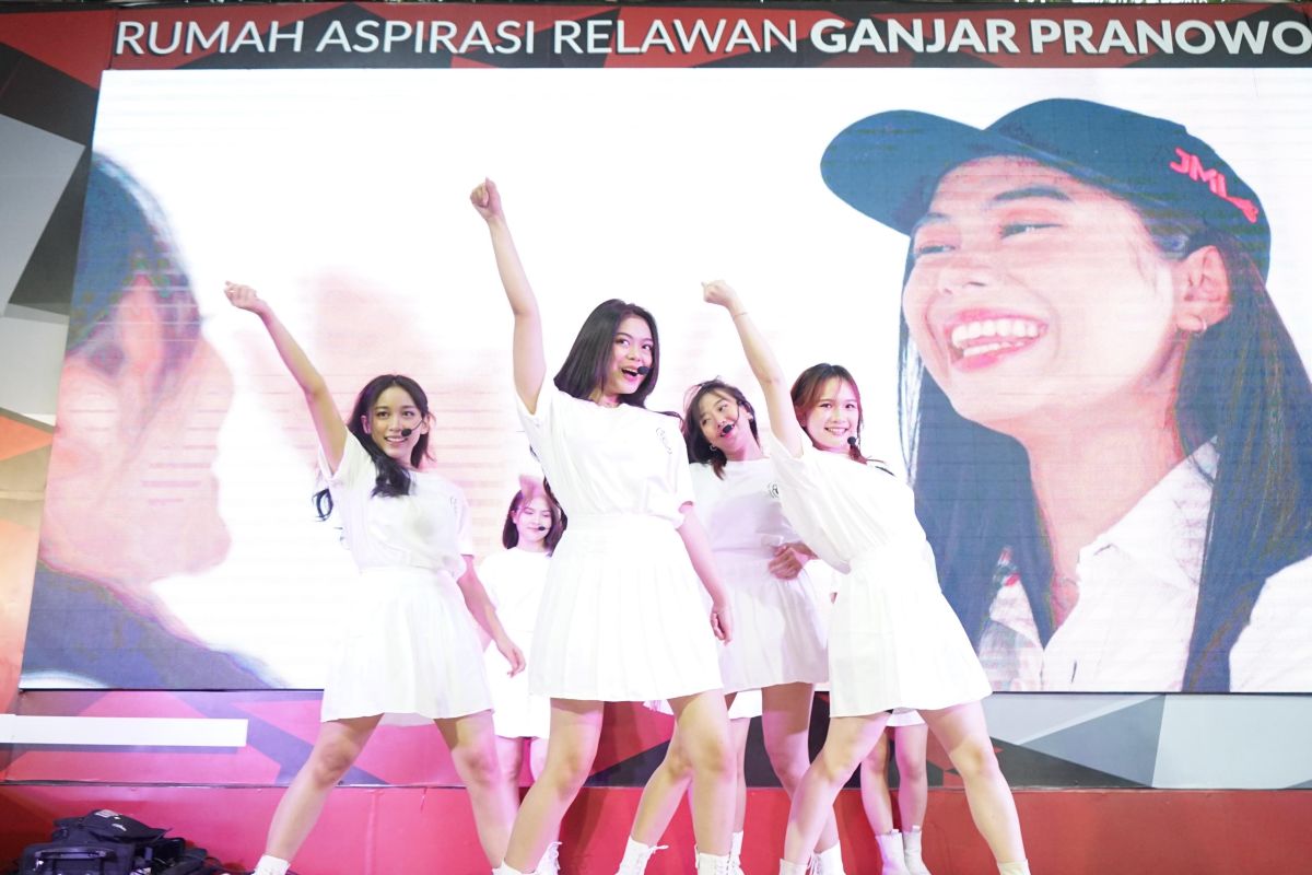 Ganjar-Mahfud dapat dukungan dari "girlband" GM24