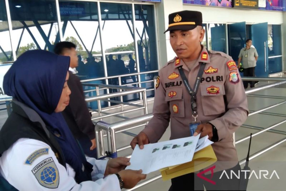 Polisi lakukan penyekatan di Bandara Deo Sorong cegah pelarian napi