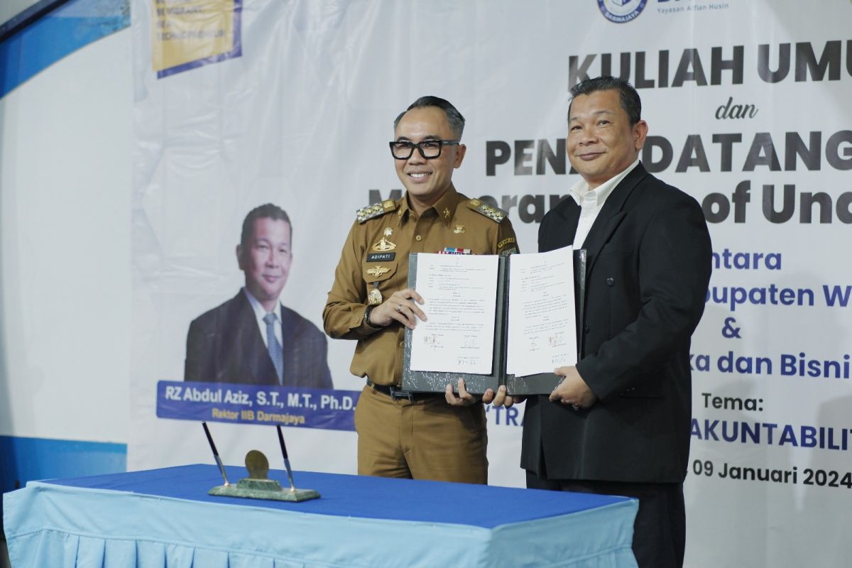 Bupati Way Kanan tekan MoU dengan IIB Darmajaya untuk tingkatkan SDM