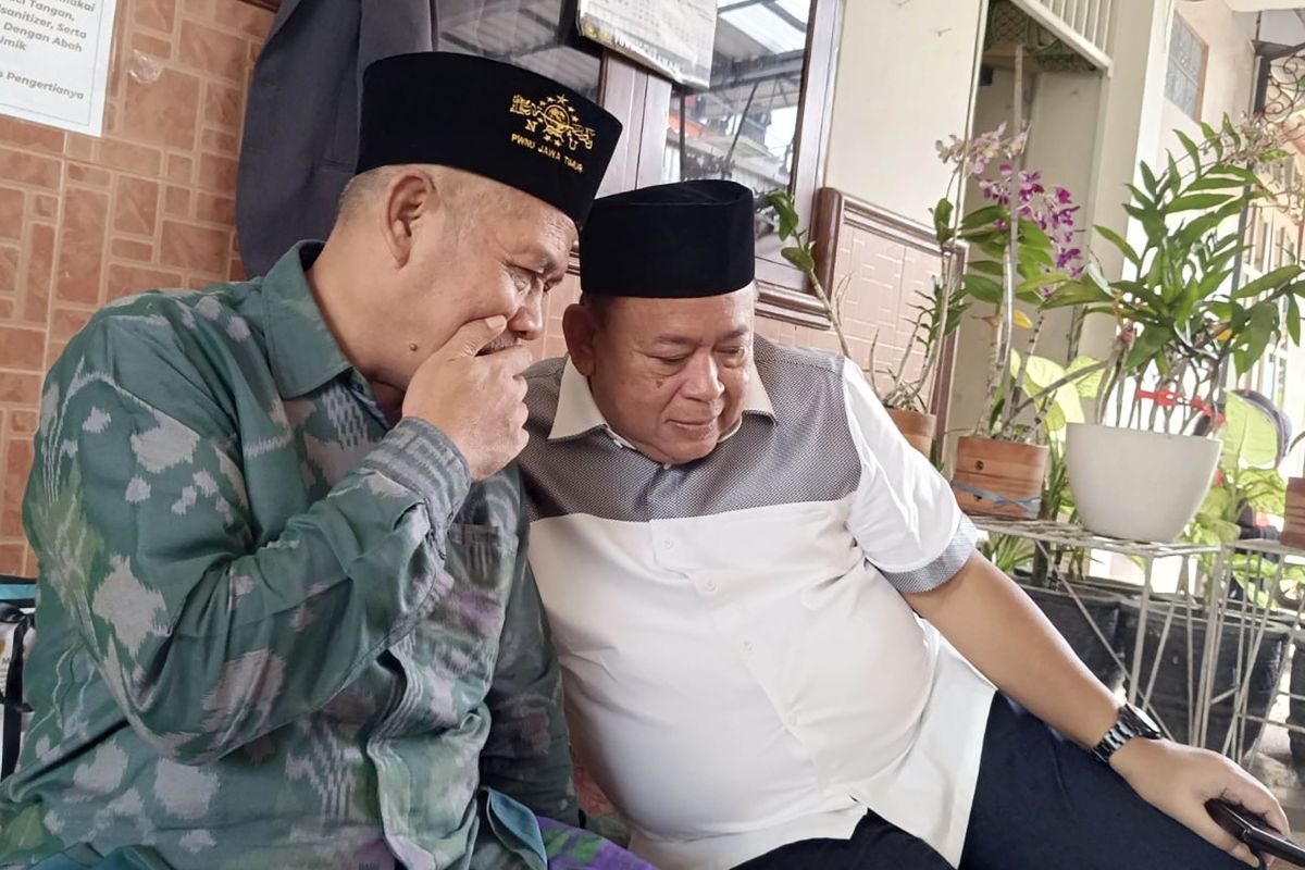 TPN Ganjar-Mahfud temui KH Marzuki Mustamar di Malang