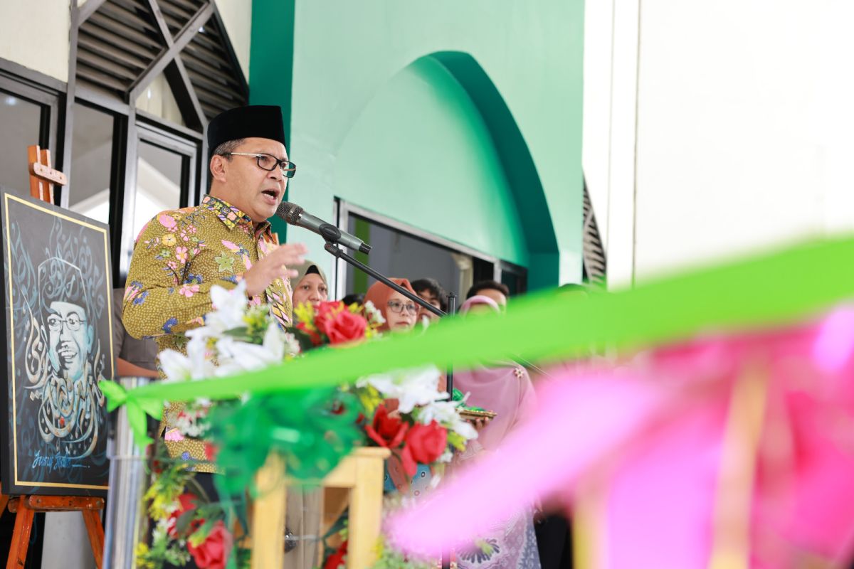 Wali Kota Makassar berjanji hibahkan Rp1 miliar untuk Masjid Al Markaz
