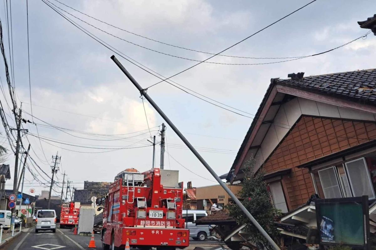 Gempa bermagnitudo 7,6  di Jepang, akses masih sulit dan listrik padam