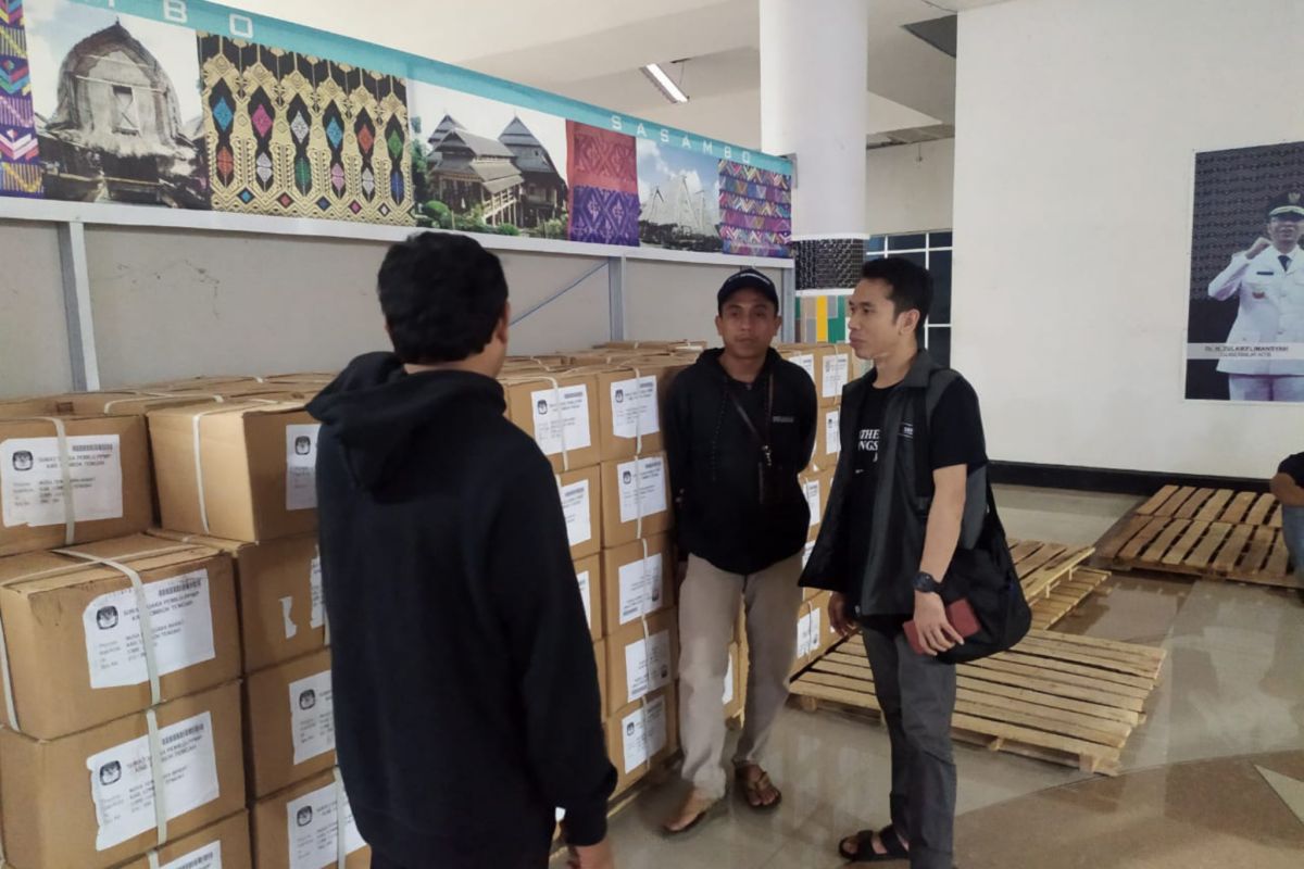 Cegah kecurangan, Bawaslu Lombok Tengah awasi persiapan logistik Pemilu