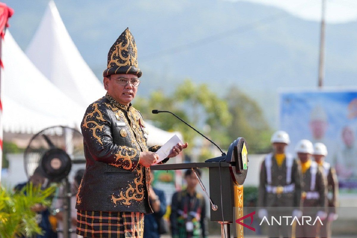 Pj Gubernur Sultra pimpin upacara peringatan HUT ke-11 Koltim2024