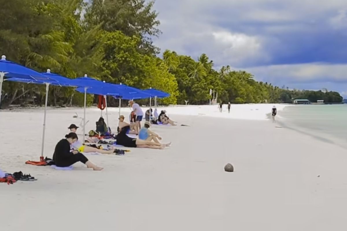 Kunjungan wisatawan ke pantai Ngurbloat Malra capai 126 ribu orang