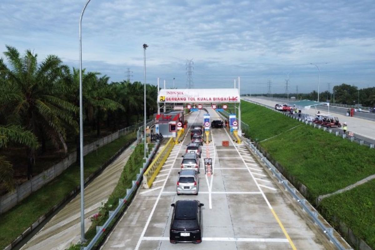 Hutama Karya rencan akan berlakukan penyesuaian tarif empat ruas tol Trans Sumatera pada 2024