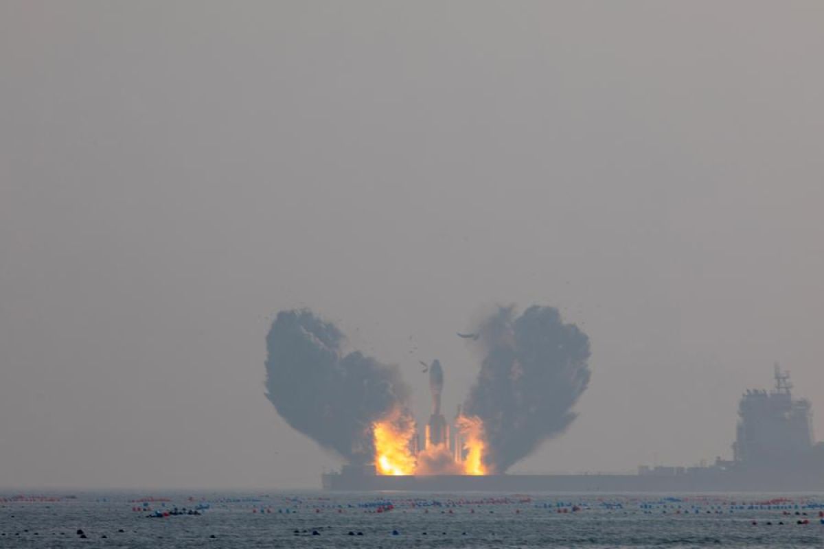 China luncurkan roket komersial Gravity-1 dari laut