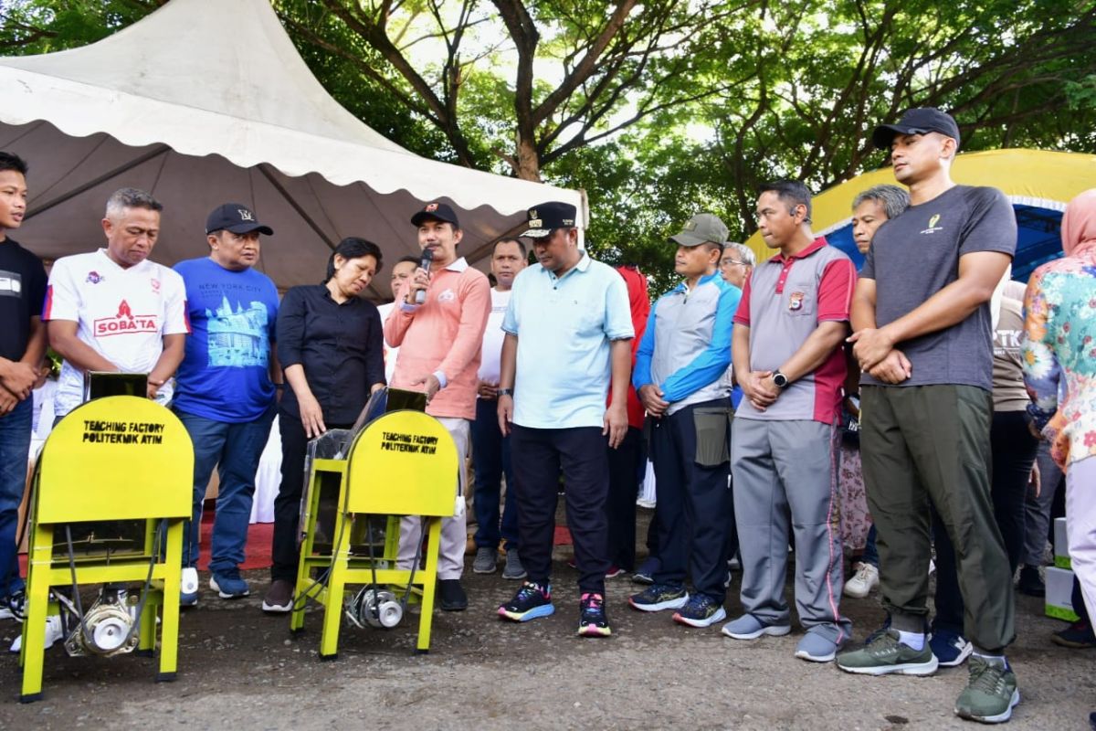Politeknik ATI Makassar ciptakan mesin perajang pisang