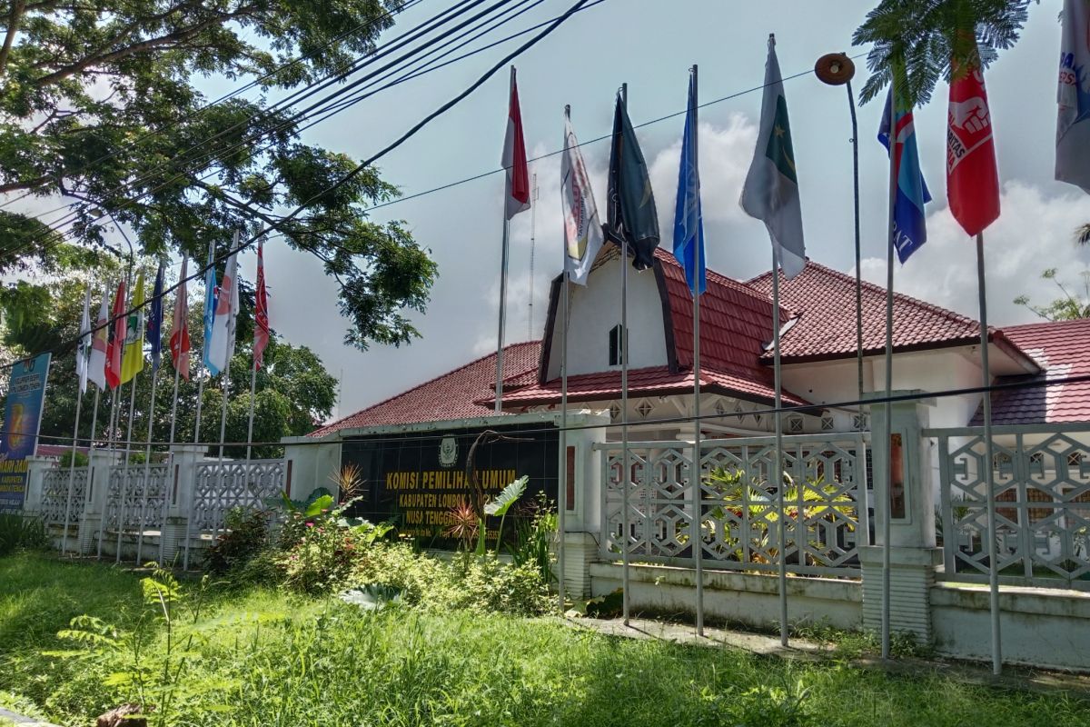 Bawaslu Lombok Tengah ingatkan parpol laporkan dana kampanye pemilu