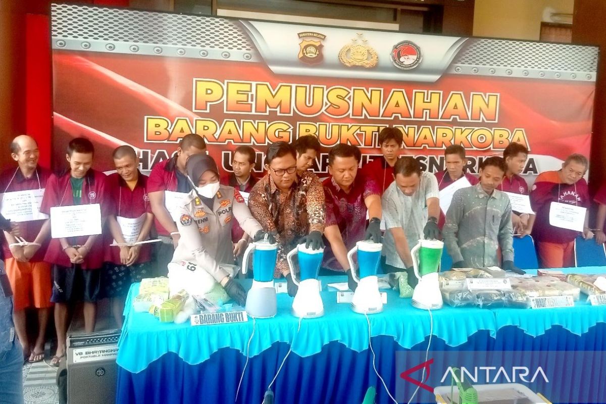 Polisi musnahkan 36,8 kg sabu-sabu di Palembang