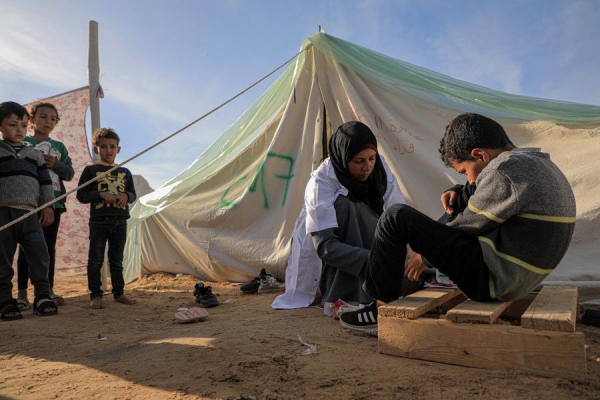 Layani kesehatan pengungsi, warga Gaza dirikan klinik darurat