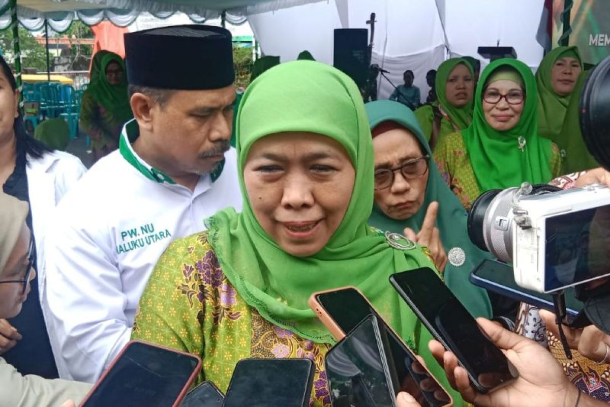 Lantik PW Muslimat NU Malut, Khofifah nyatakan dukungan ke Prabowo-Gibran