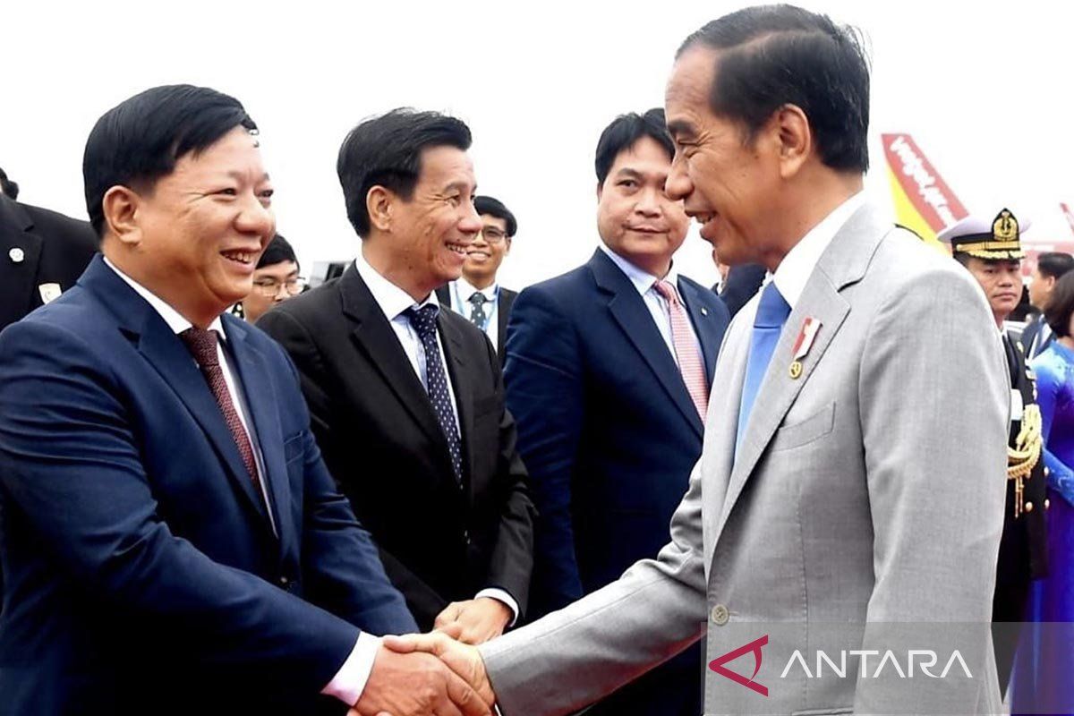 Jokowi bertolak ke Brunei setelah kunjungan kenegaraan di Vietnam