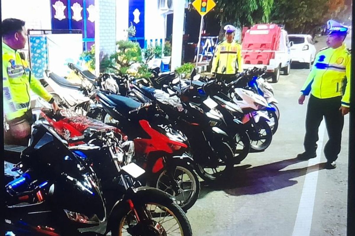 Polres Sumenep tertibkan puluhan pengendara motor knalpot brong