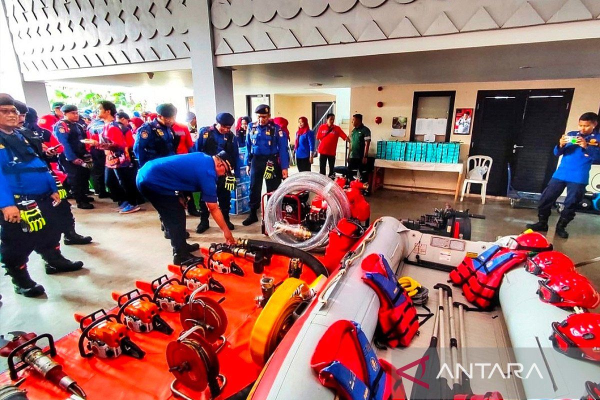 Sudin Gulkarmat Jaksel siapkan 24 perahu karet untuk penanganan banjir