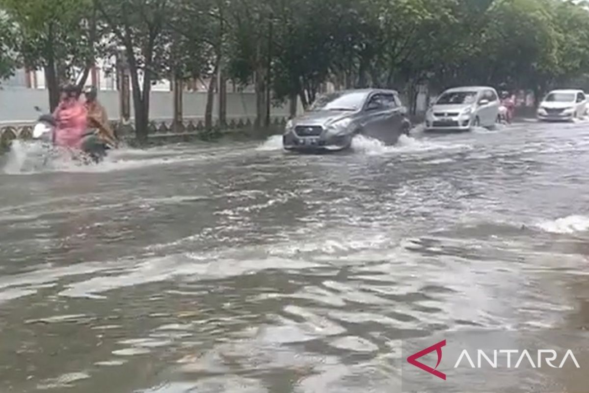 BMKG ingatkan masyarakat Pontianak waspada banjir