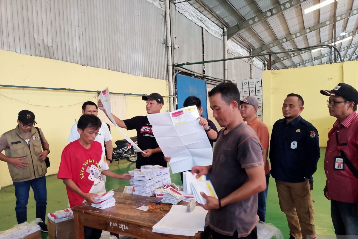 Penyortiran 12 juta surat suara di Tangerang ditargetkan rampung 22 Januari