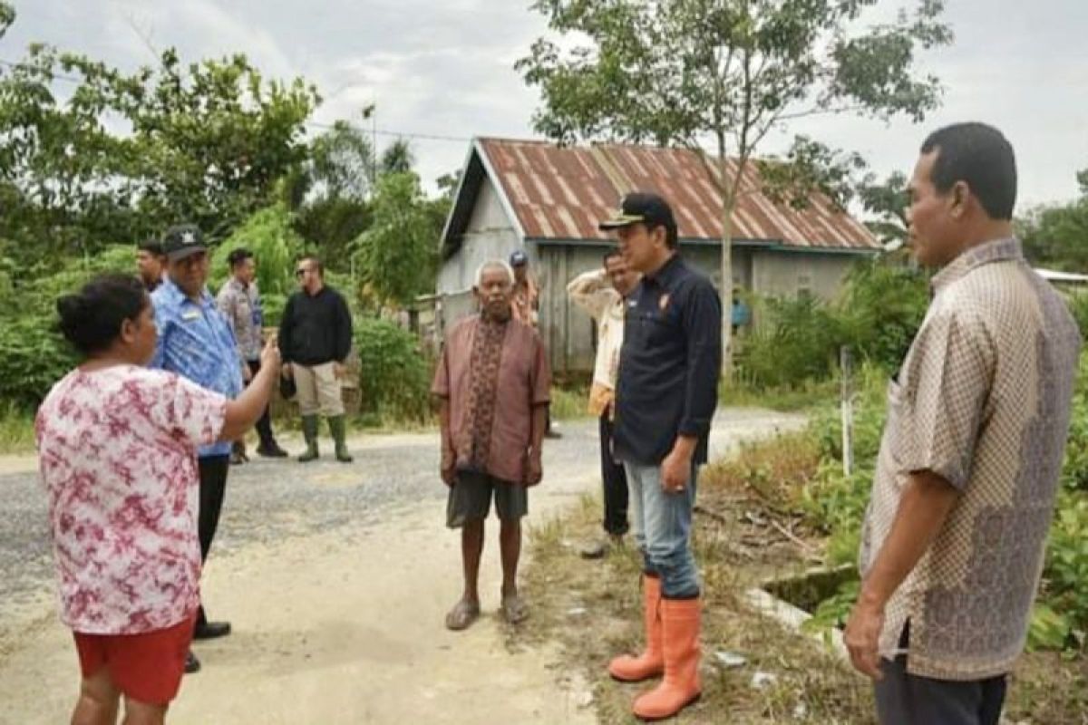 Pj Bupati Kobar minta masyarakat tingkatkan kewaspadaan terhadap potensi banjir