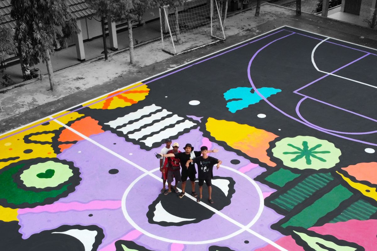 Seniman visual Lampung sulap lapangan basket SMAN 4 Metro jadi mural