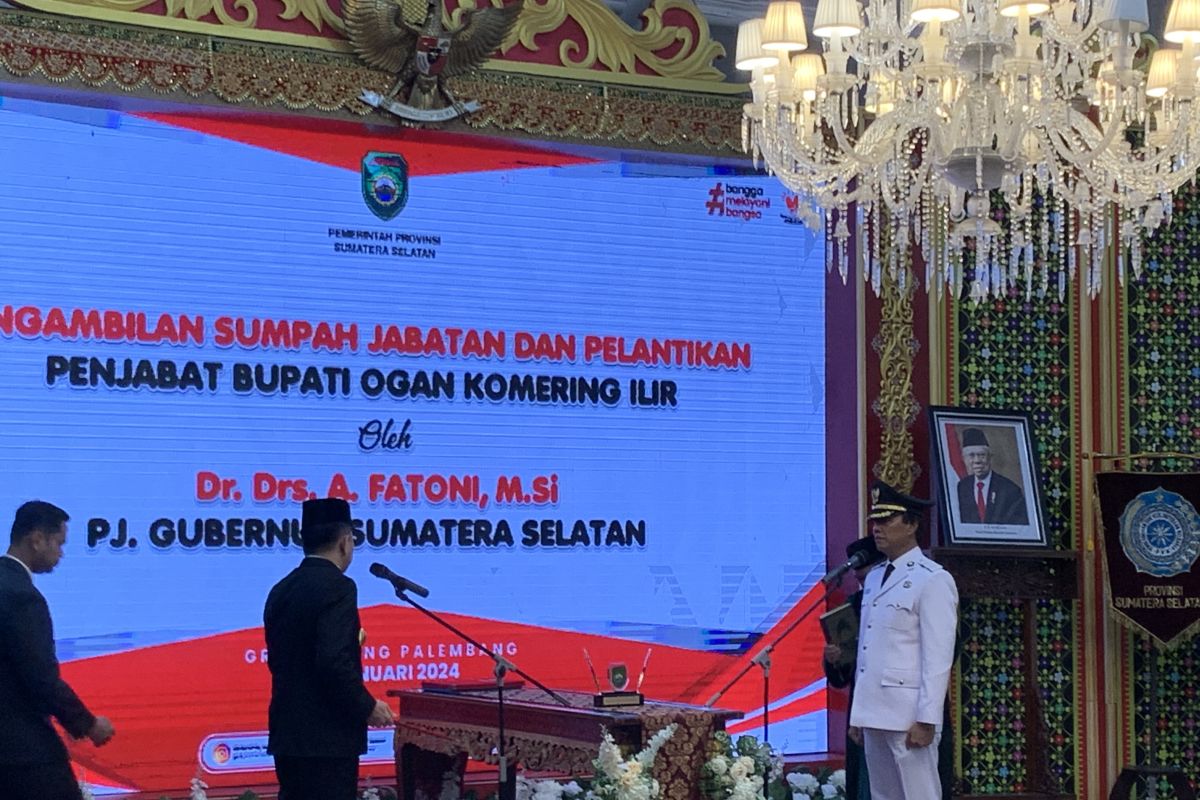 Pj Gubernur Sumsel lantik Asmar Wijaya jadi  Pj Bupati OKI