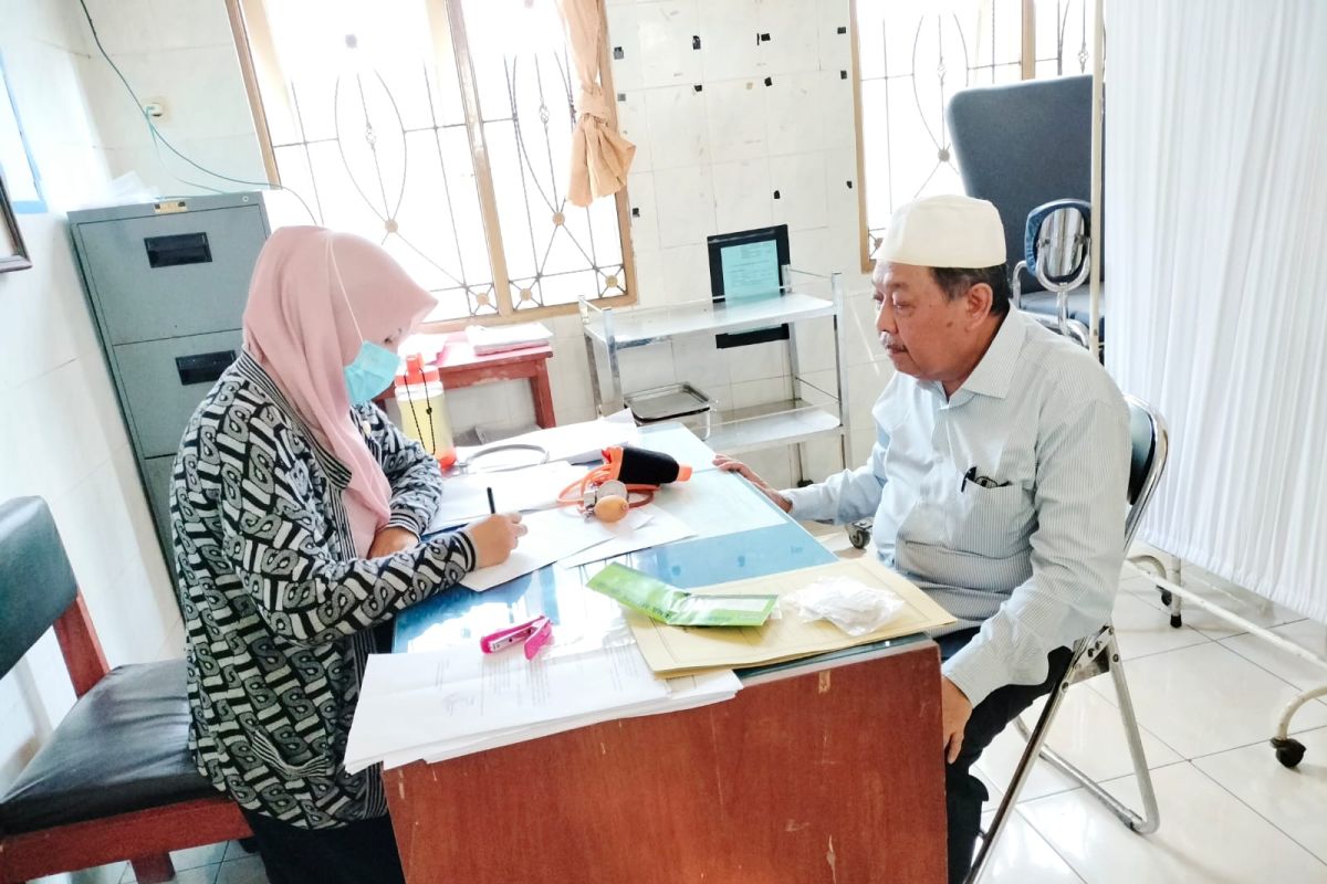 Dinkes sebut 80 persen calon haji Mataram sudah periksa kesehatan