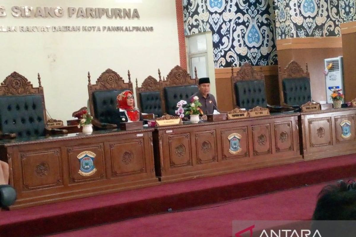Pj Wali Kota hadiri rapat paripurna perdana DPRD Pangkalpinang