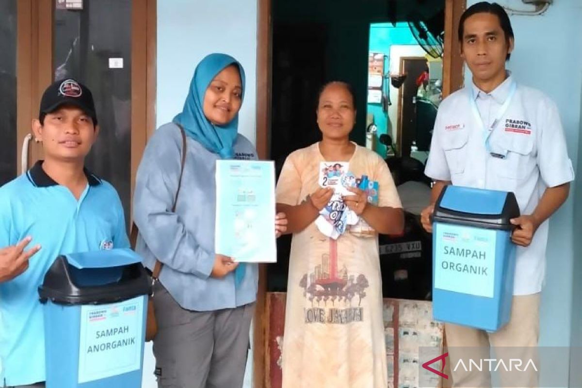 Tim Fanta For Earth Prabowo-Gibran gelar aksi edukasi pemilahan sampah