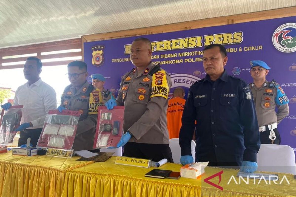 Polisi sita 42 paket sabu-sabu dari tiga petani di Pidie