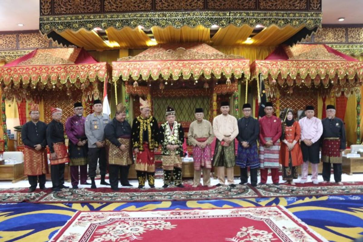LAM Jambi anugerahi gelar 'Datuk Mangkubumi Setio Alam' ke Noor Supit