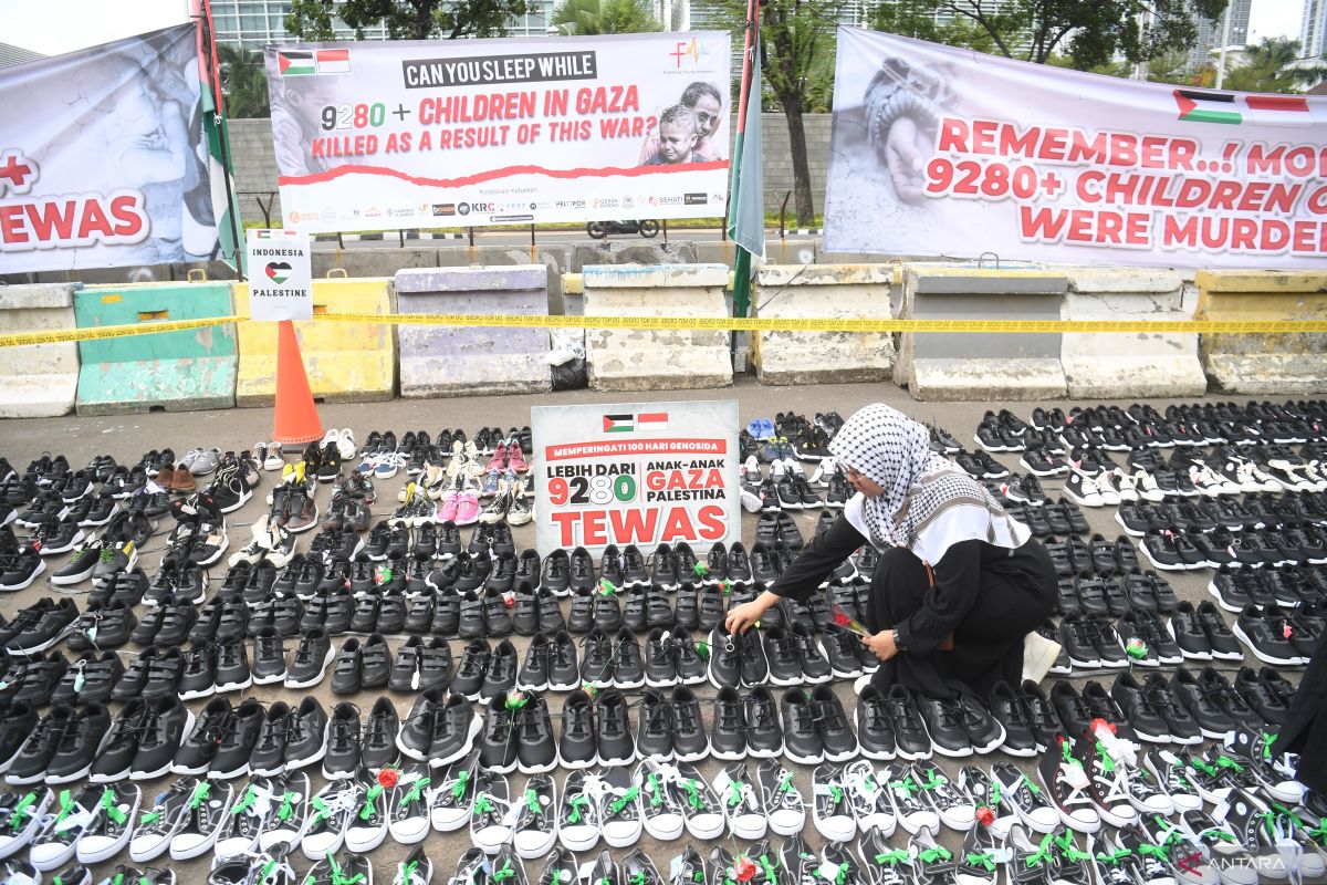 Pegiat Yahudi serbu Gedung Parlemen Austria, kecam genosida di Gaza